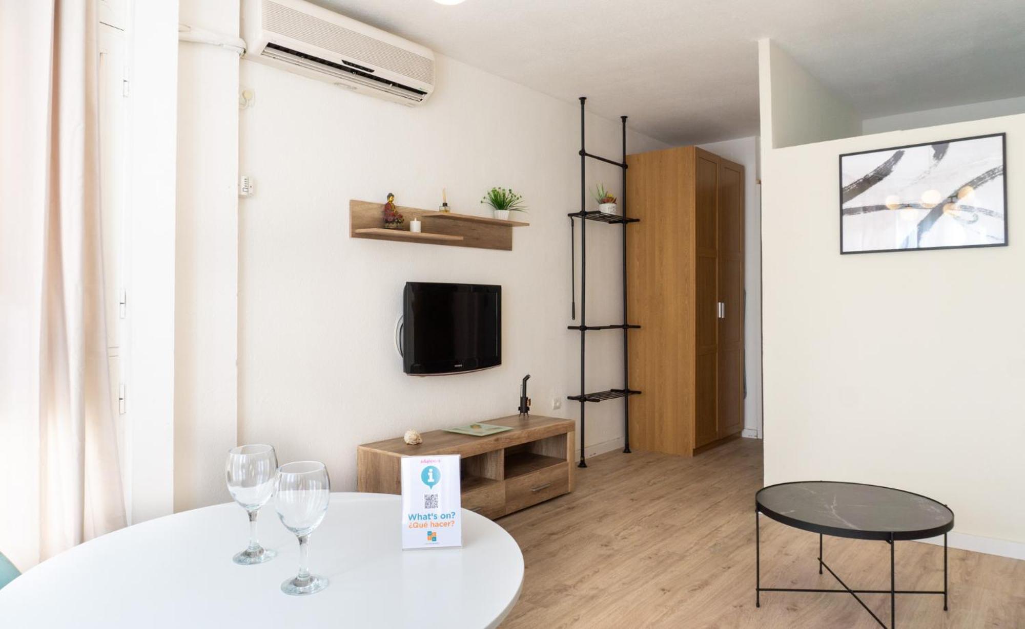 Apartamento Picasso Torremolinos Bagian luar foto