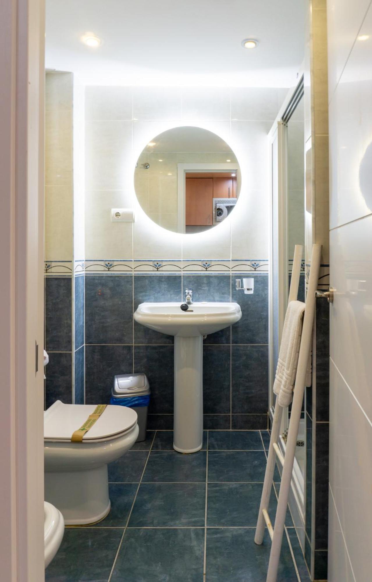 Apartamento Picasso Torremolinos Bagian luar foto